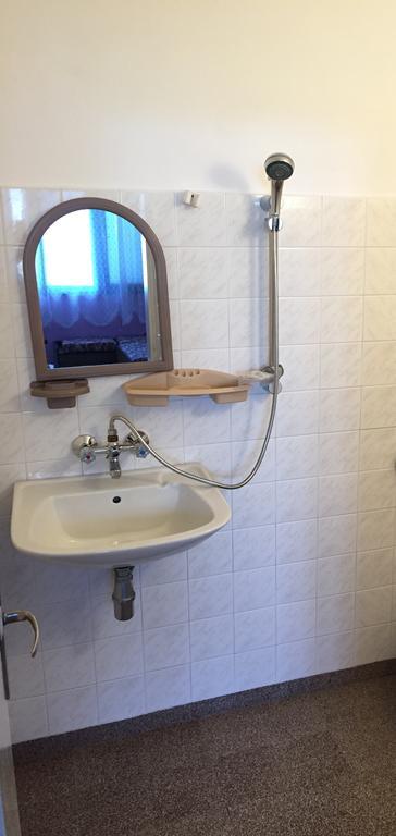 Yanis Guest House Свети Влас Стая снимка
